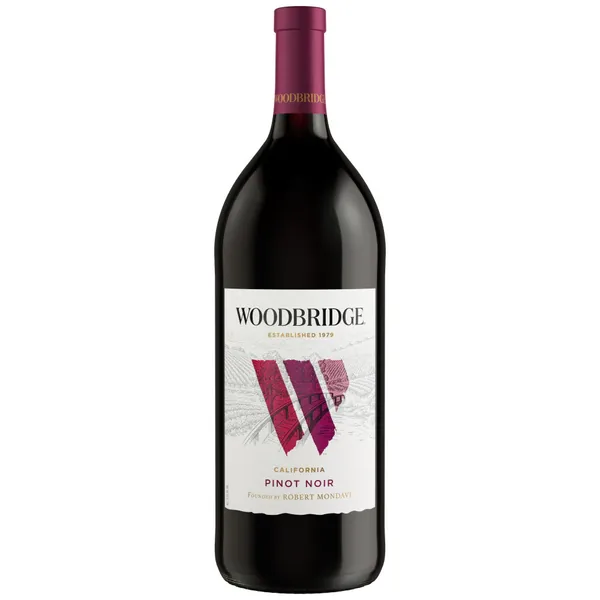Woodbridge Pinot Noir 1.5 L